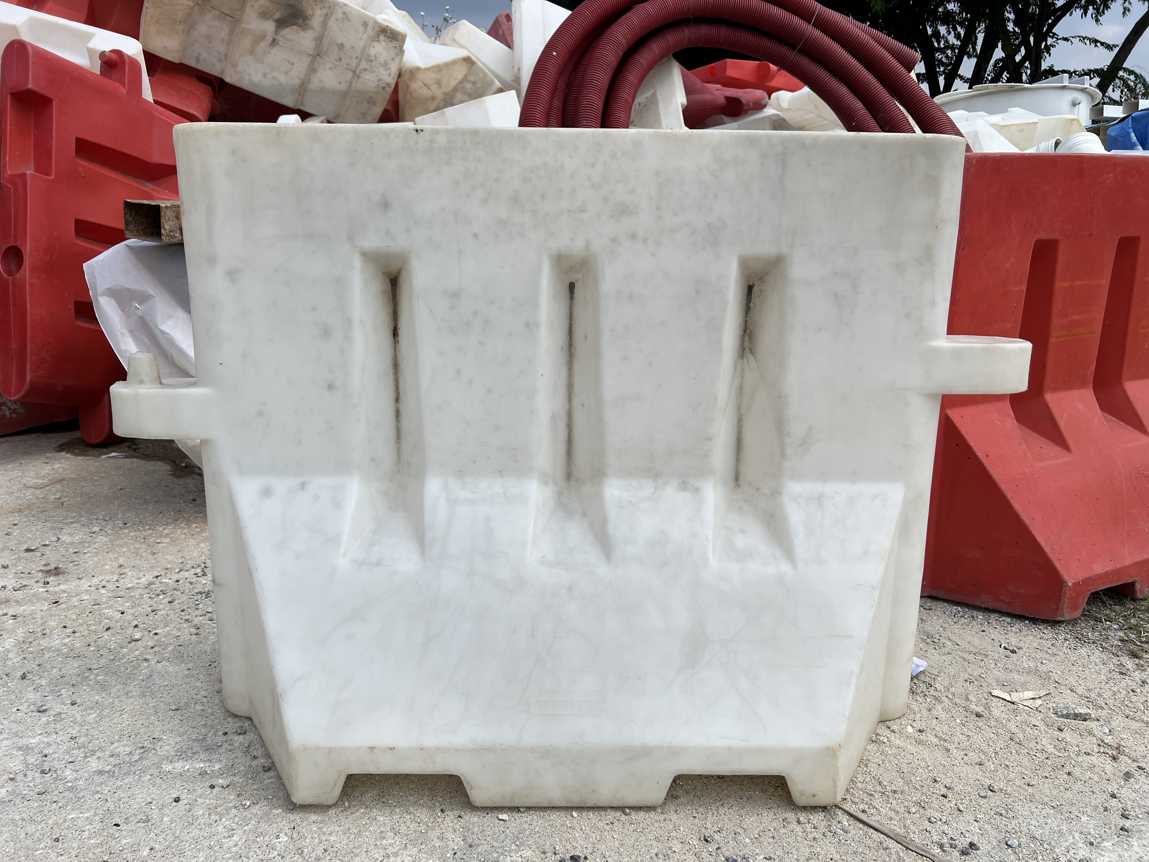 Plastic Road Barrier (NJB) (White)
